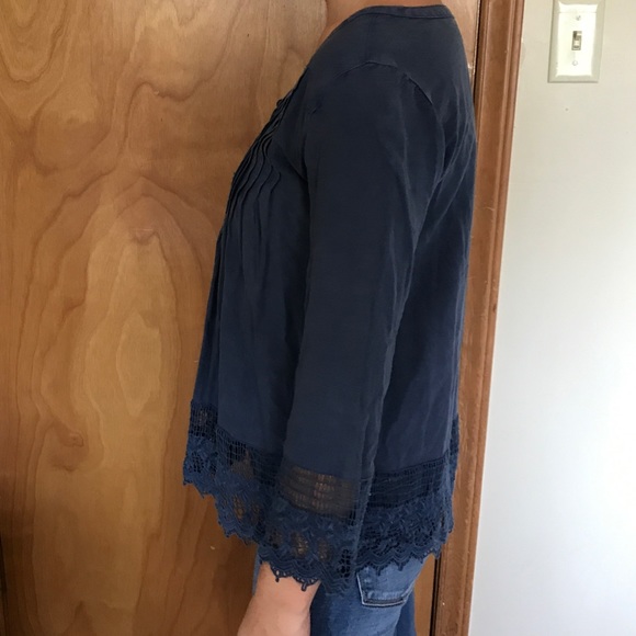 Women’s American Eagle caged peasant blouse - Picture 2 of 6